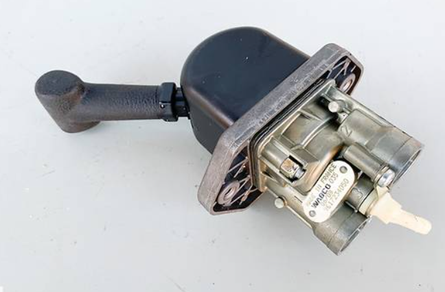 EL FREN KOLU DAF - M/L2000 SERİSİ - FT95 -FA95 - CF75 9617234050