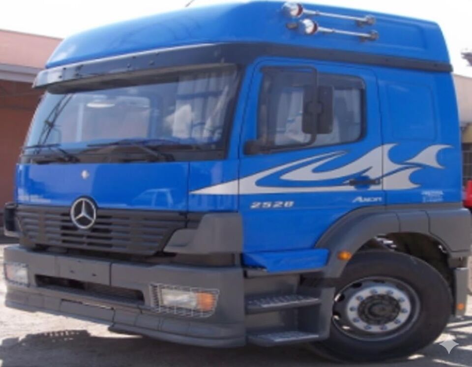 MERCEDES 2528-3228 BALIK SIRTI KABİN ŞERİDİ RENKLİ KABİN