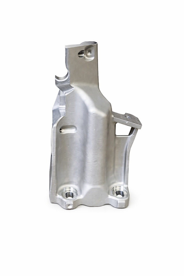 SCANIA 4 SERİES KABİN BRAKETİ SAĞ 1534786 1728320